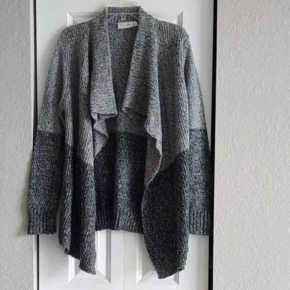 RD style Gray Cardigan Sweater Women's Size M - Picture 1 of 8